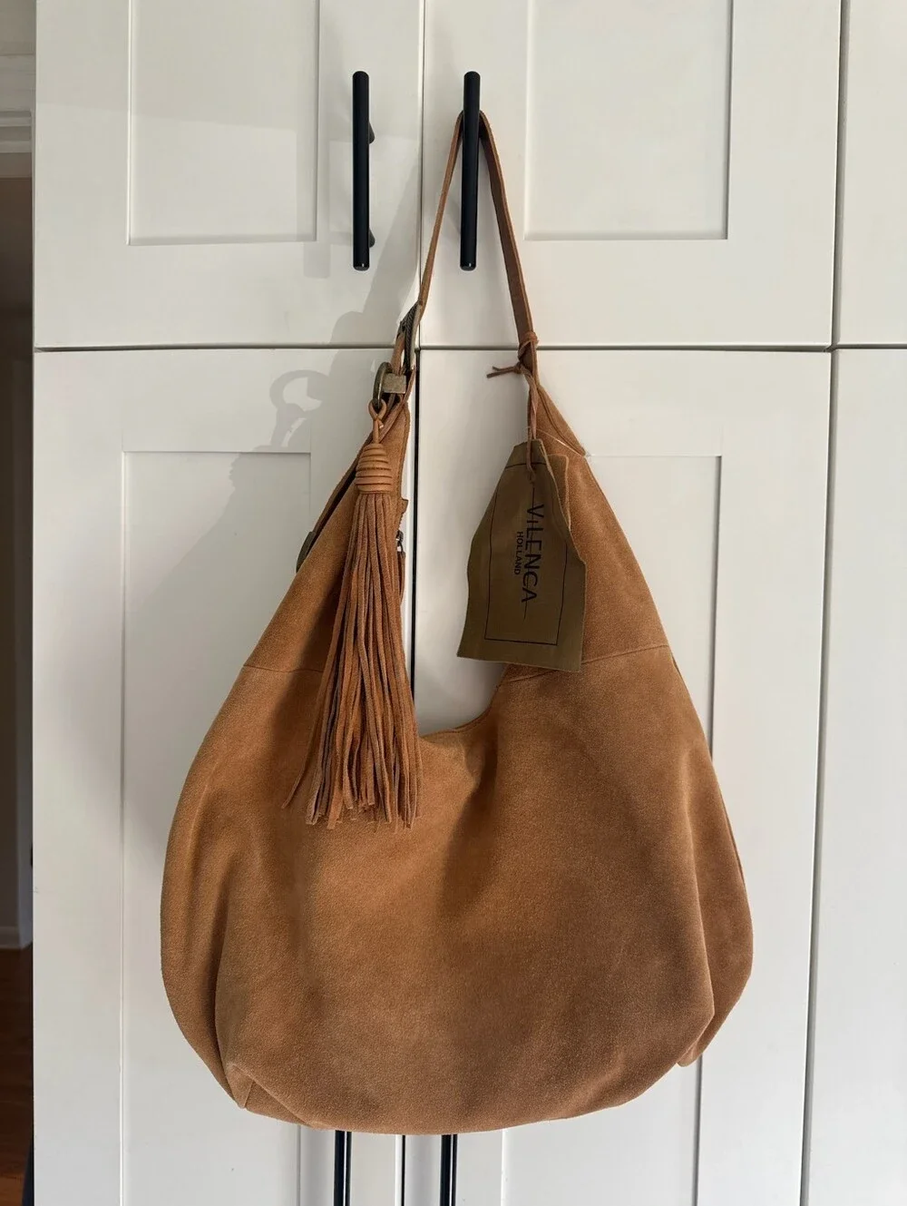 Vilenca Holland 100% Genuine Leather Suede Hobo Shoulder Bag – Light Tan – NWT